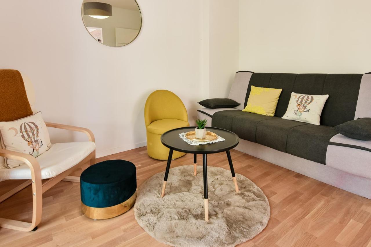Apartment New Luxury 3 Bedroom 4 Air Conditioners *