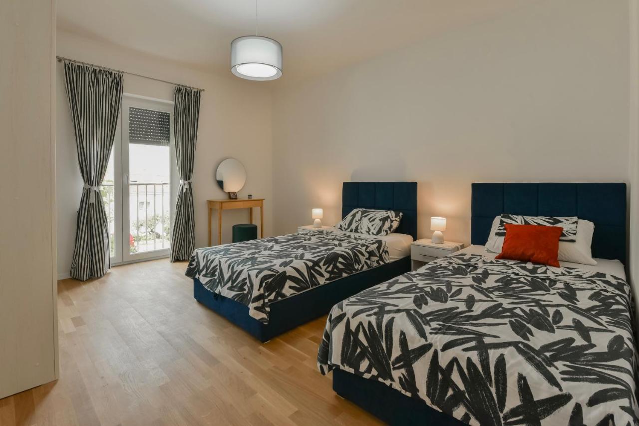 New Luxury 3 Bedroom 4 Air Conditioners Apartment Zadar